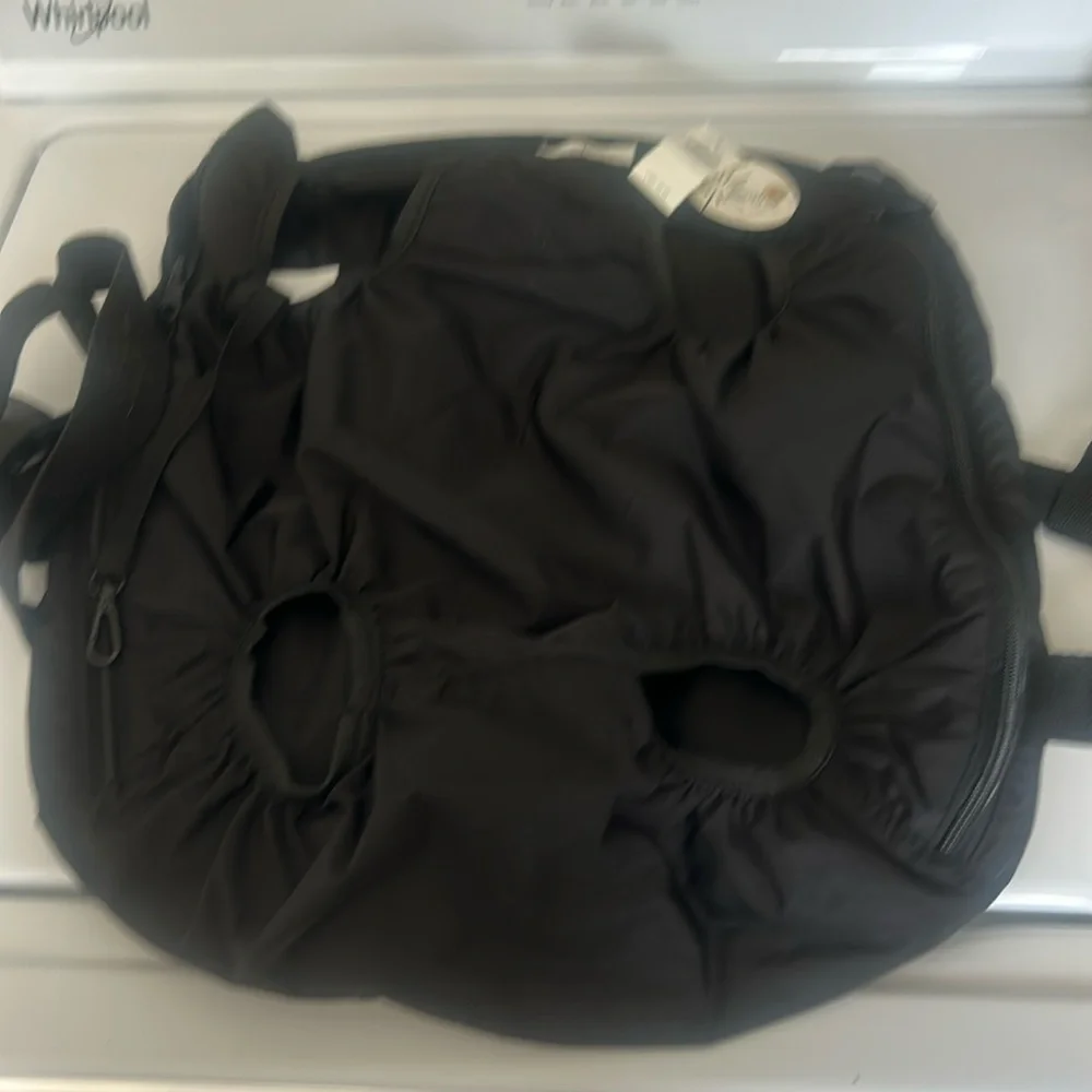 Aerie offline Offleash dog carrier backpack in black one size new with tags